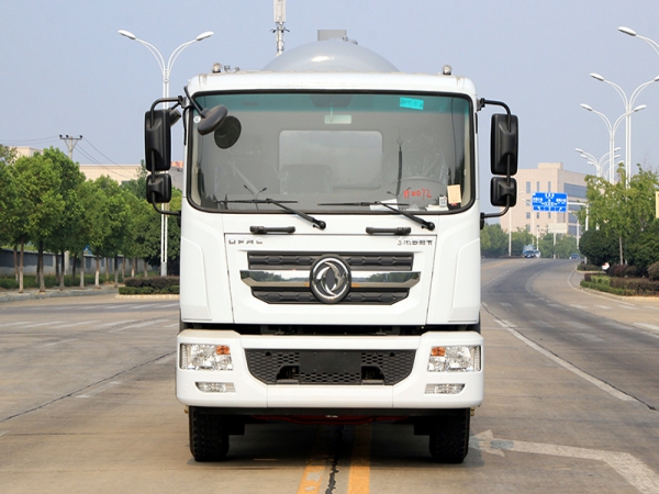 國(guó)六東風(fēng)D9 10-12方 吸污車