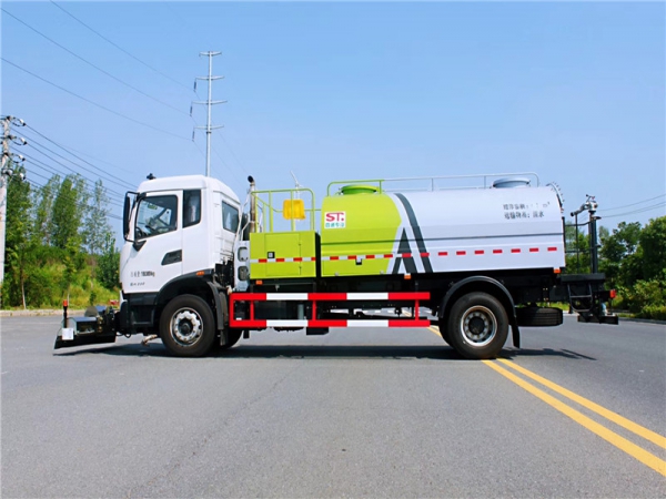 國六東風(fēng)天錦9方路面清洗車